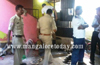 Robbers  in the guise of donation seekers flee with cash, gold